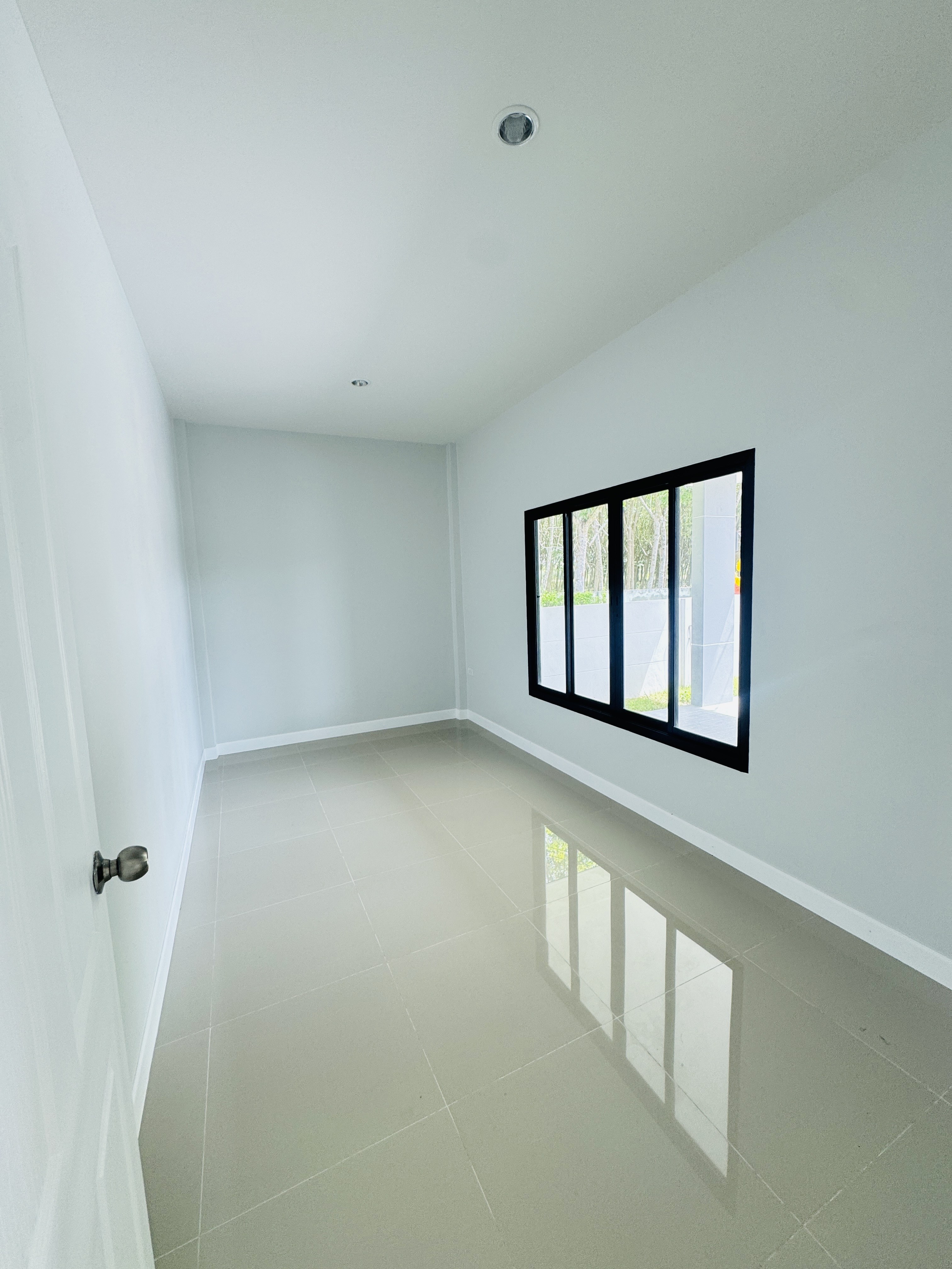 Single House, Baan Kanyarat 3, Ban Khai — photo 11
