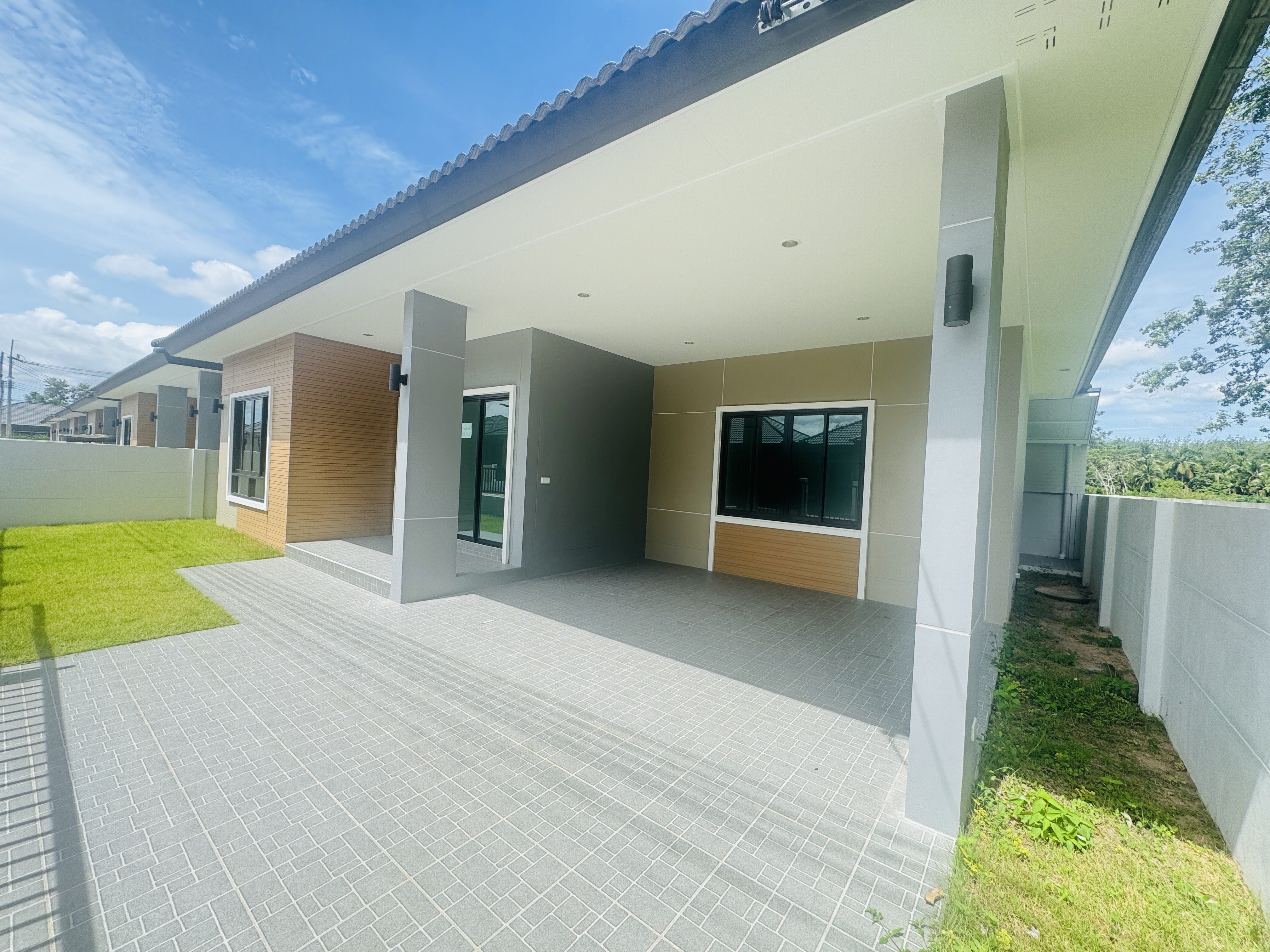 Single House, Baan Kanyarat 3, Ban Khai — photo 2