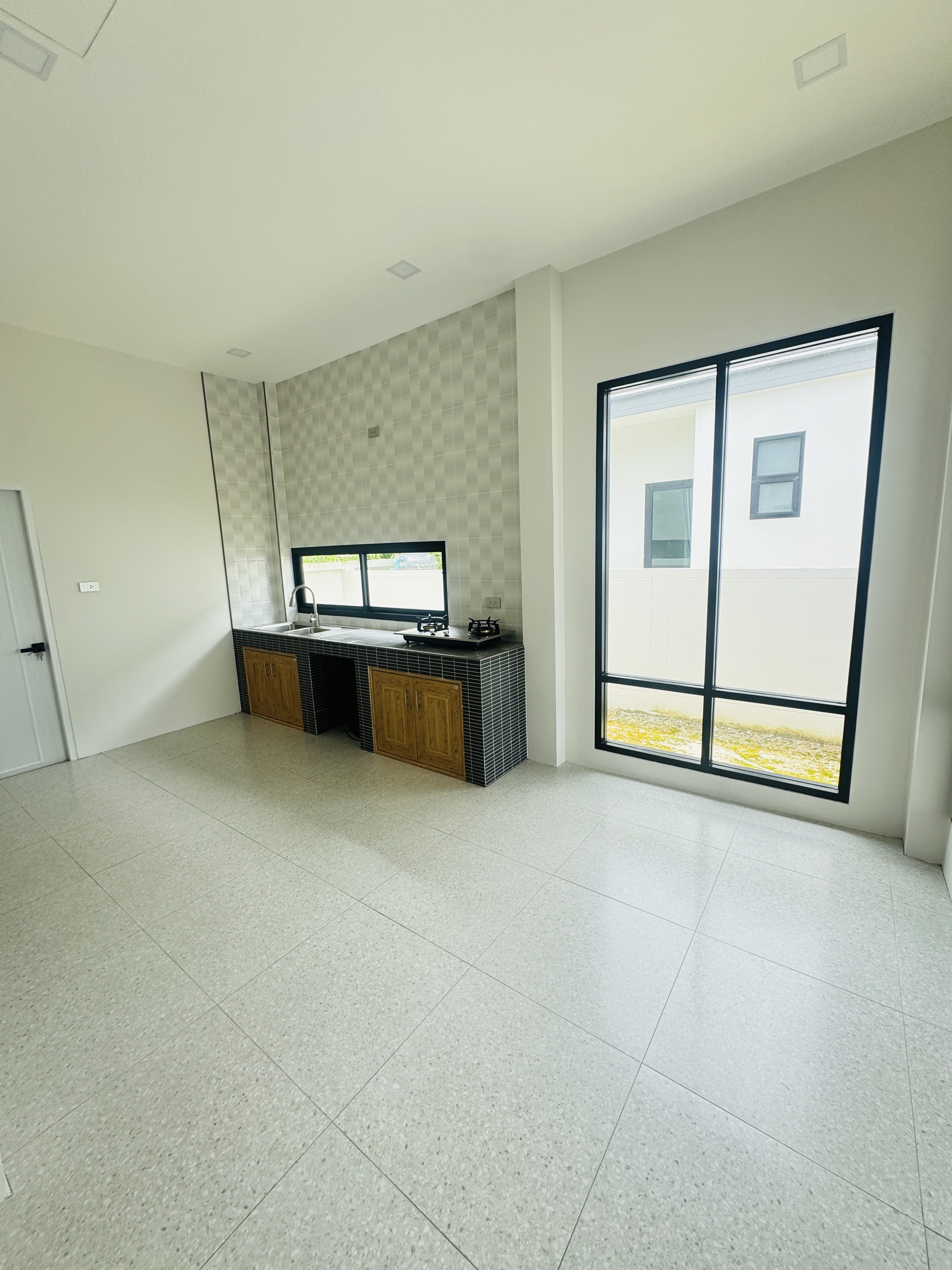 Single House, Chak Ko Phai, Mueang Rayong — photo 10