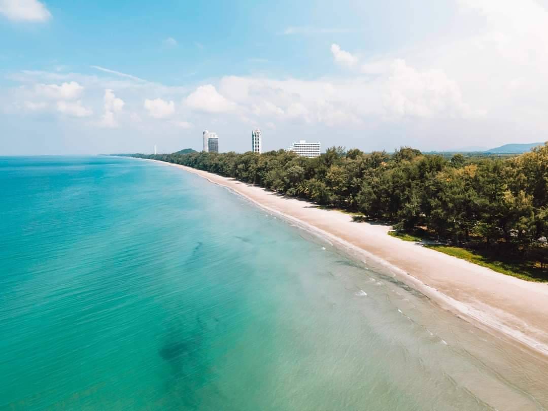 Beachfront Condo, Rayong Condochain, Mae Ramphueng Beach — photo 18
