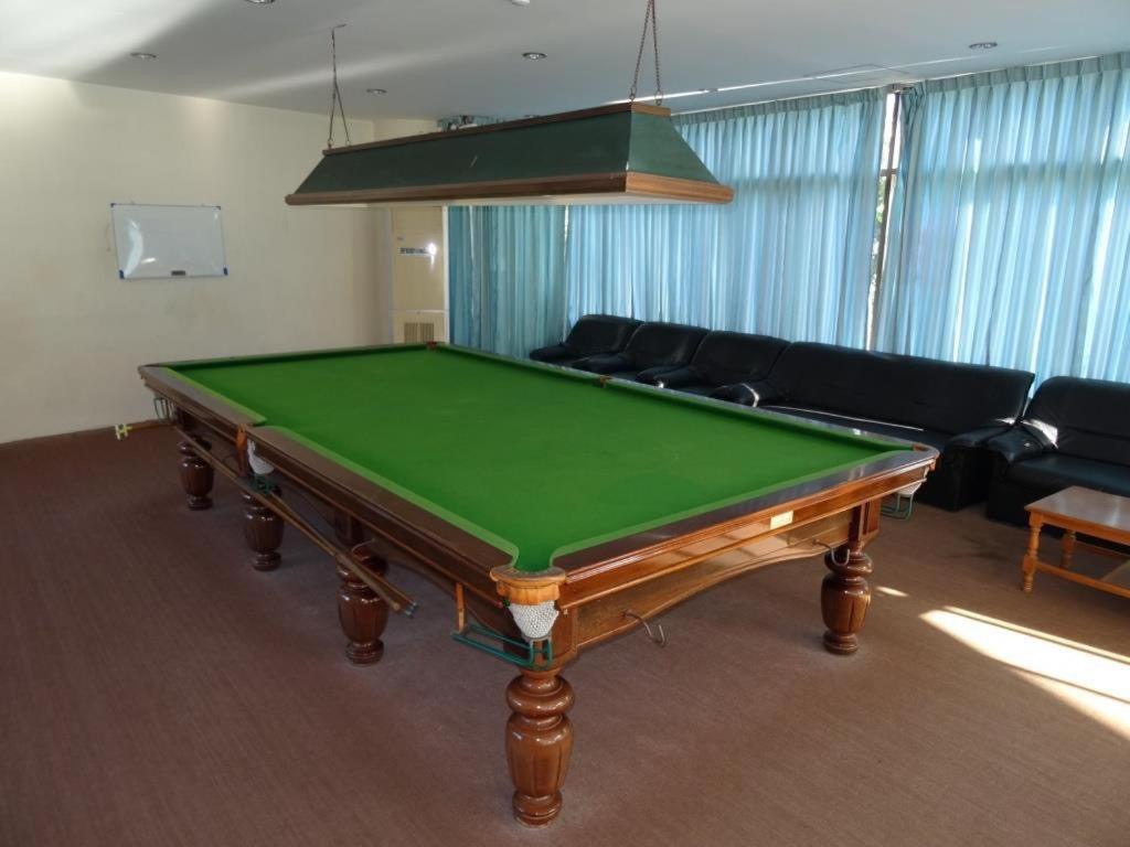 Beachfront Condo, Rayong Condochain, Mae Ramphueng Beach — photo 23