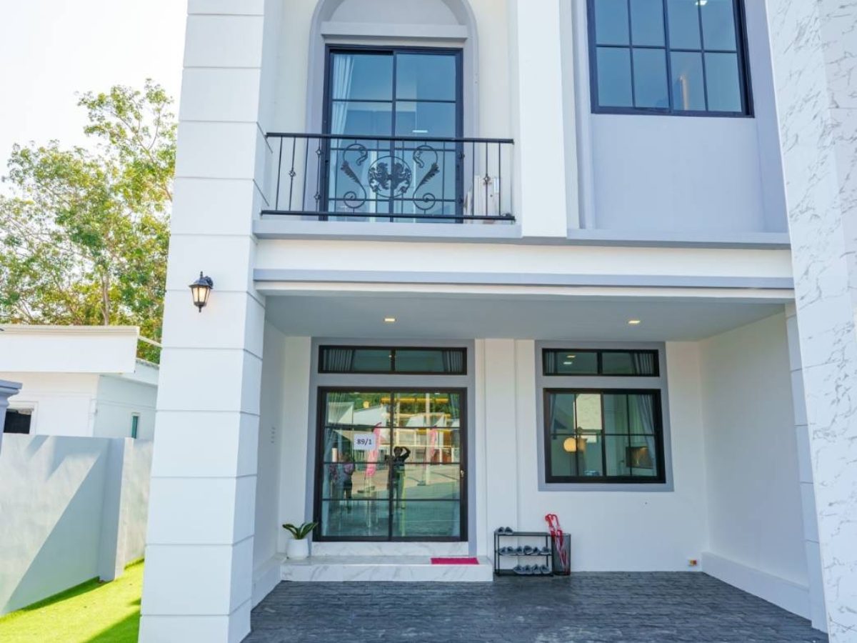 Two-storey townhome, The Best Home 8, Rayong