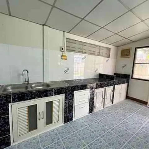 Renovated two-storey corner house opposite Robinson, Ban Chang — photo 10