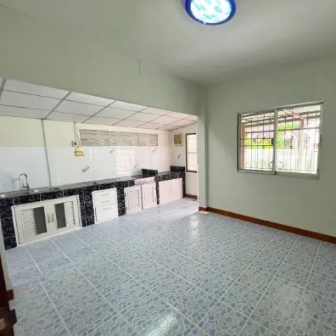 Renovated two-storey corner house opposite Robinson, Ban Chang — photo 8