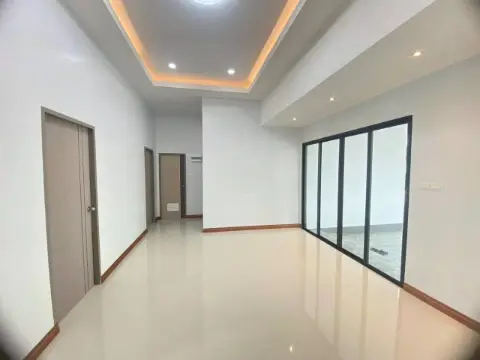 New premium house, Baan Mangmee Sri Nakhon Soi 6, Nikhom Phatthana — photo 5