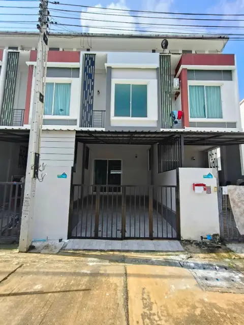 2-Storey House for Rent, The Peak Village, Map Yang Phon — photo 1