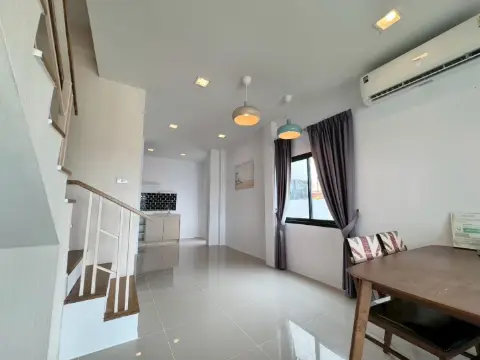 2-Storey Townhouse, Emus Village, Bo Win — photo 5