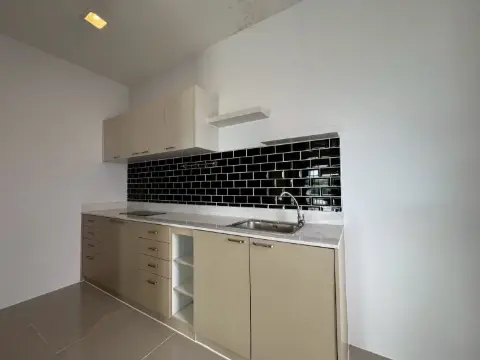 2-Storey Townhouse, Emus Village, Bo Win — photo 6