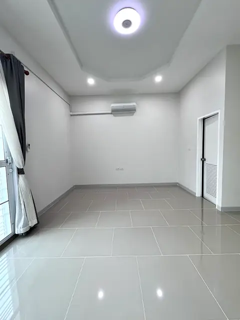 2-storey townhouse, Golden Land Delight, Map Yang Phon — photo 7
