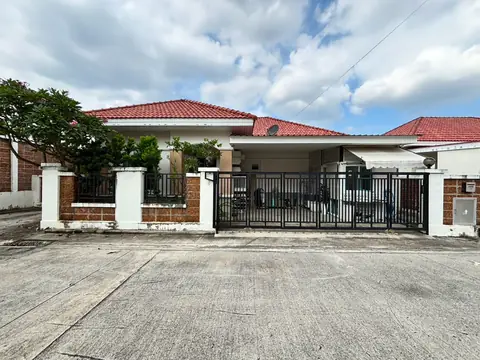 Furnished corner house, Phayun, Ban Chang — photo 1