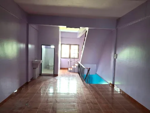 3.5-storey commercial building, Sukhumvit Road, Ban Chang — photo 13