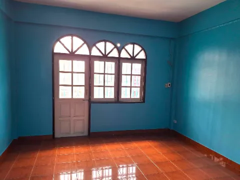 3.5-storey commercial building, Sukhumvit Road, Ban Chang — photo 16